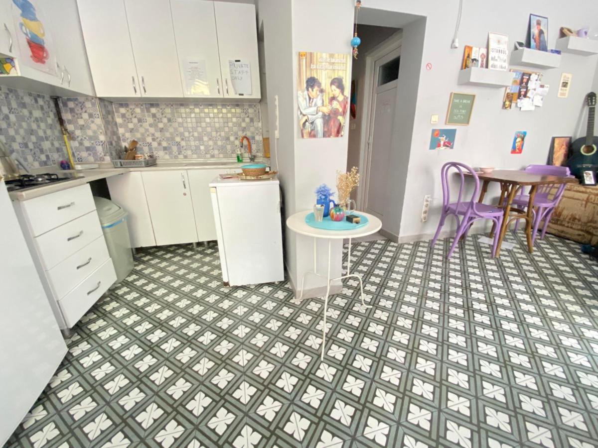 Windrose Hostel 伊斯坦布尔 外观 照片